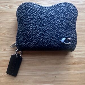 Coachtopia Wavy Zip Around Wallet